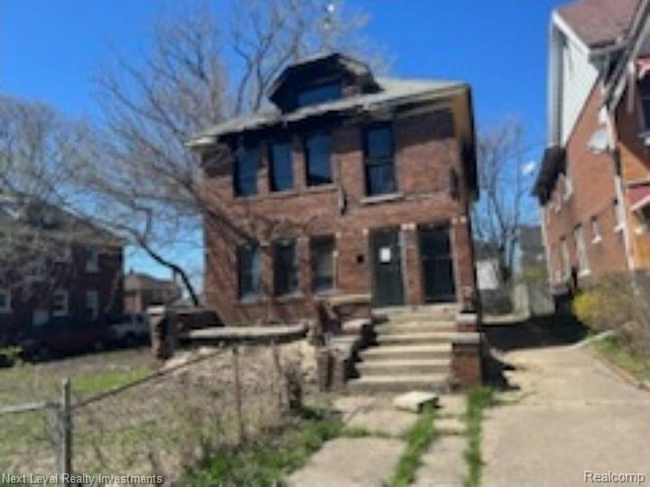 3000 Tyler Street Property Photo 1