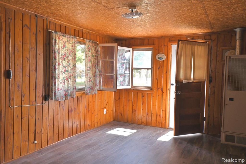 1865 Mullet Avenue Property Photo 5