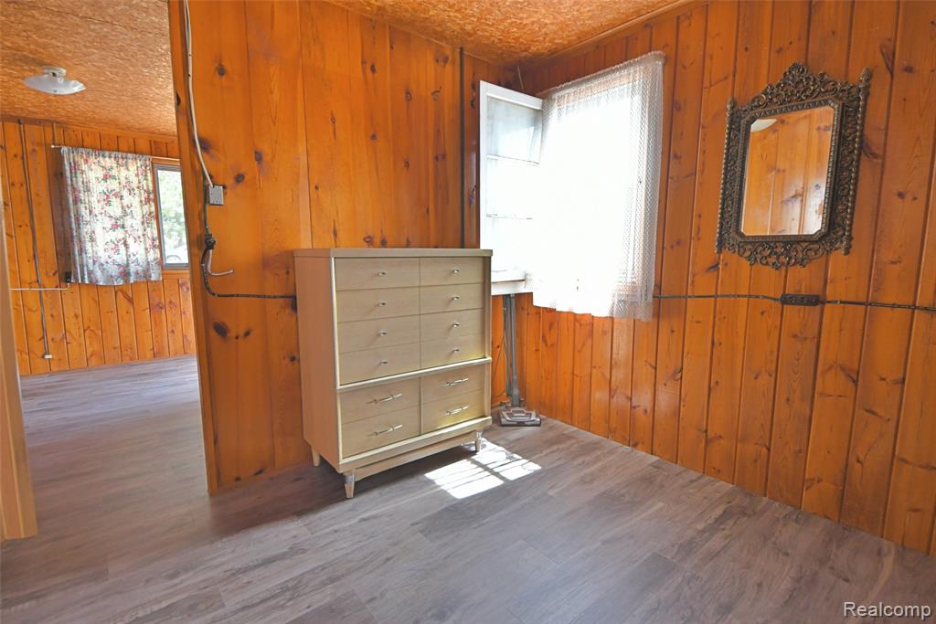 1865 Mullet Avenue Property Photo 6