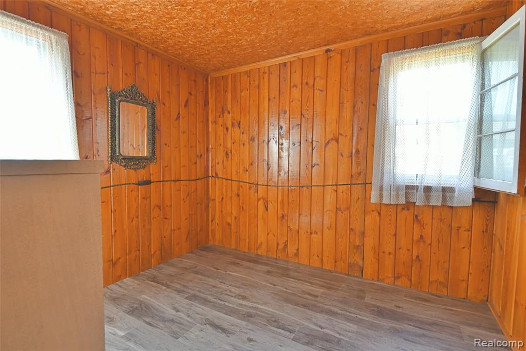 1865 Mullet Avenue Property Photo 7