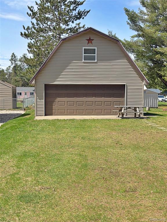 1865 Mullet Avenue Property Photo 12