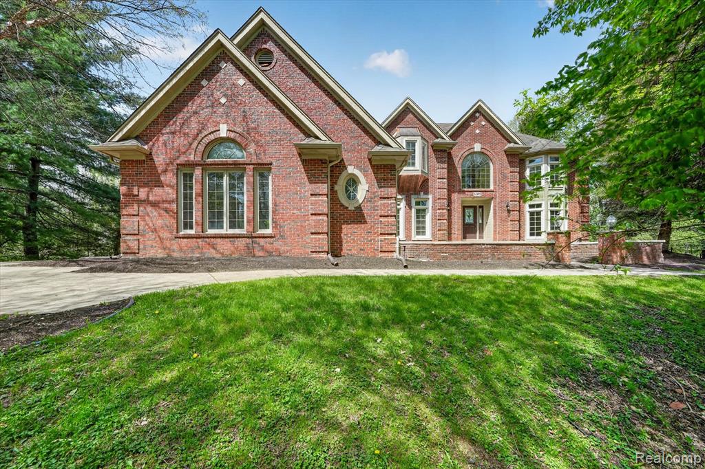 22293 Brockshire Street Property Photo 1