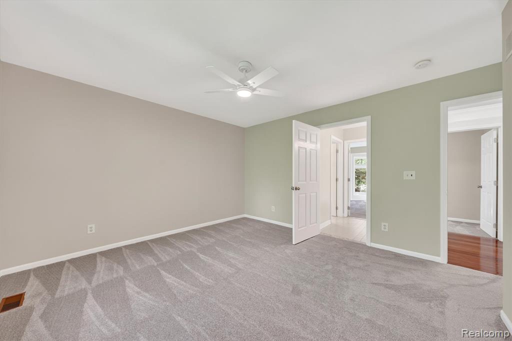 22293 Brockshire Street Property Photo 25