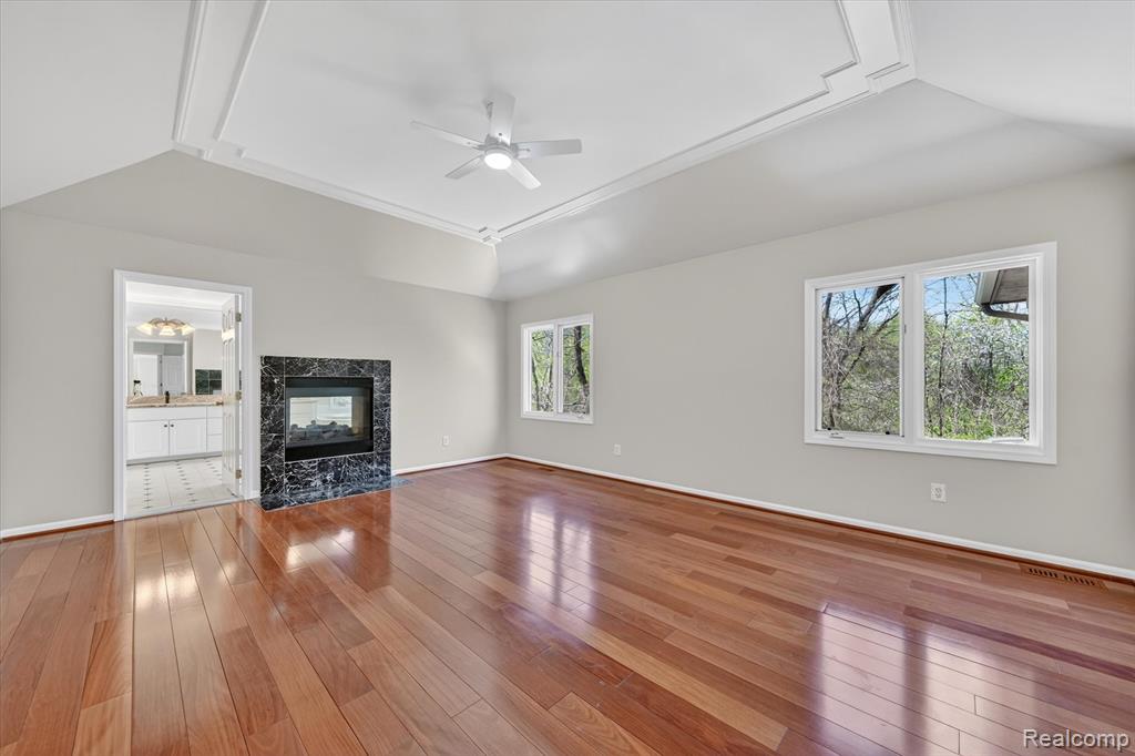 22293 Brockshire Street Property Photo 33