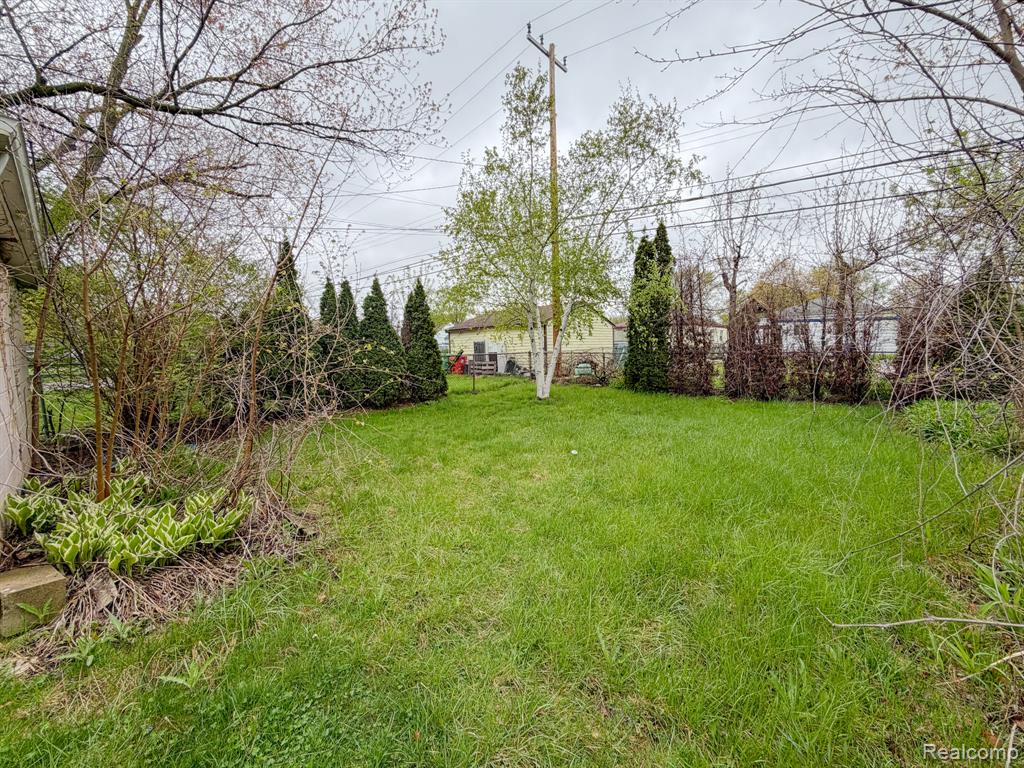 24811 Valley Avenue Property Photo 22