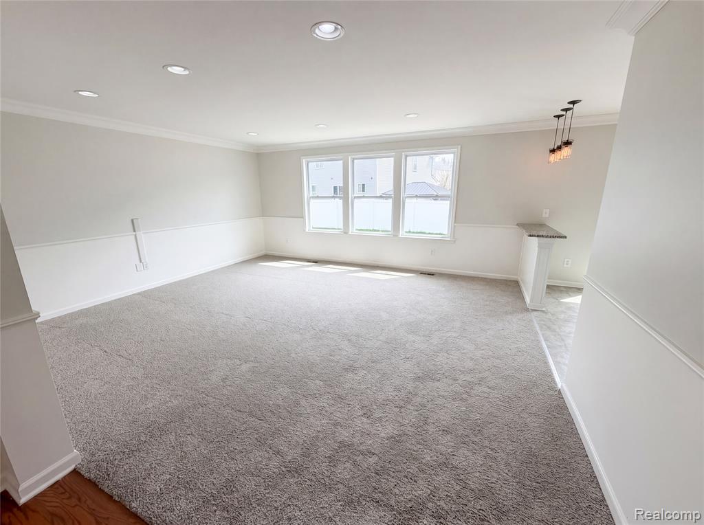 42824 Greystone Drive Property Photo 8