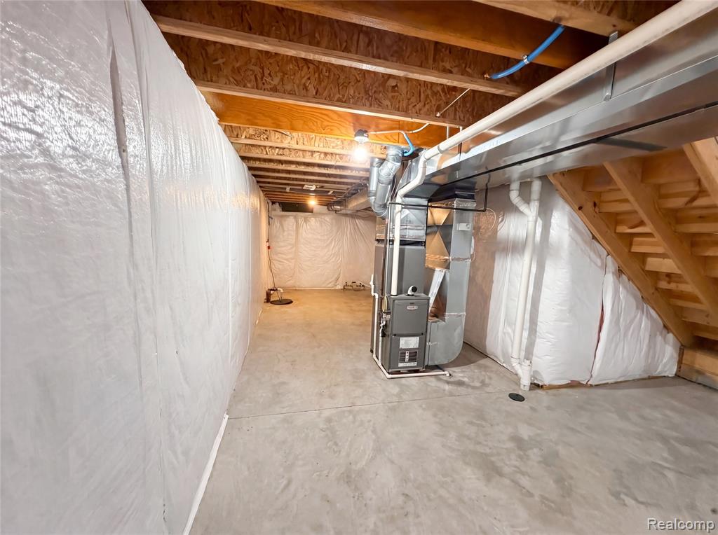 42824 Greystone Drive Property Photo 24