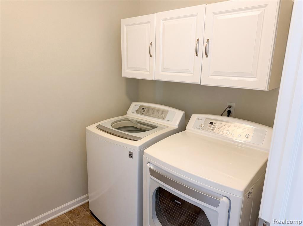 42824 Greystone Drive Property Photo 27