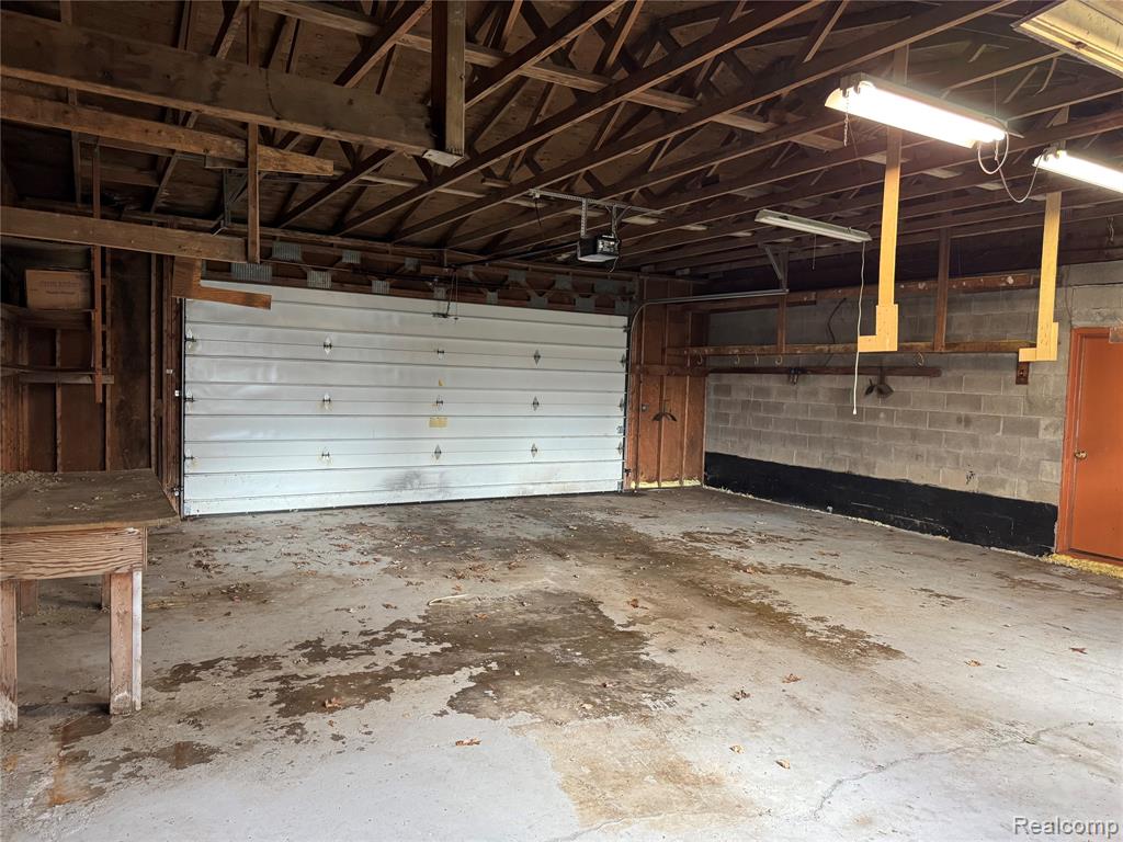 226 S Burkhart Road Property Photo 27