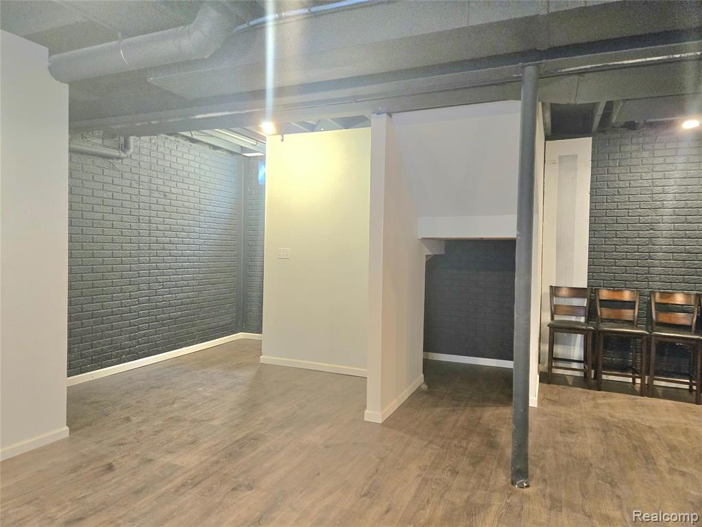 2220 Barrett Avenue Property Photo 32