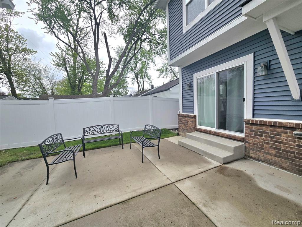2220 Barrett Avenue Property Photo 38