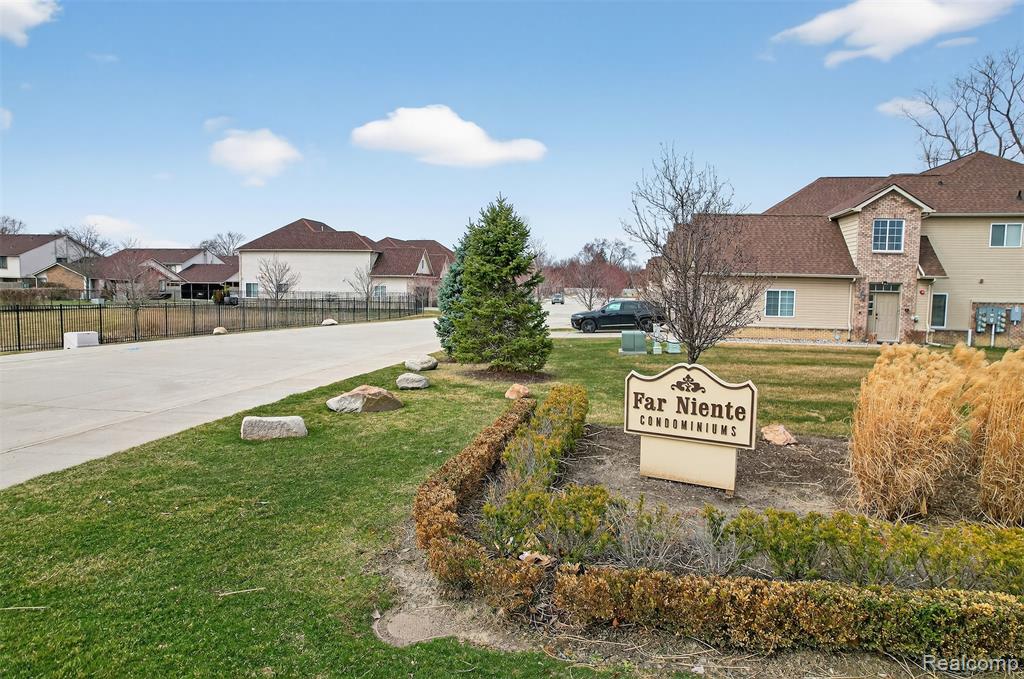 16545 Savor Lane Property Photo 9