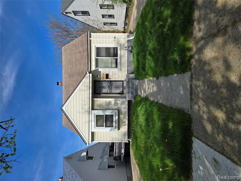 19475 Fenmore Street