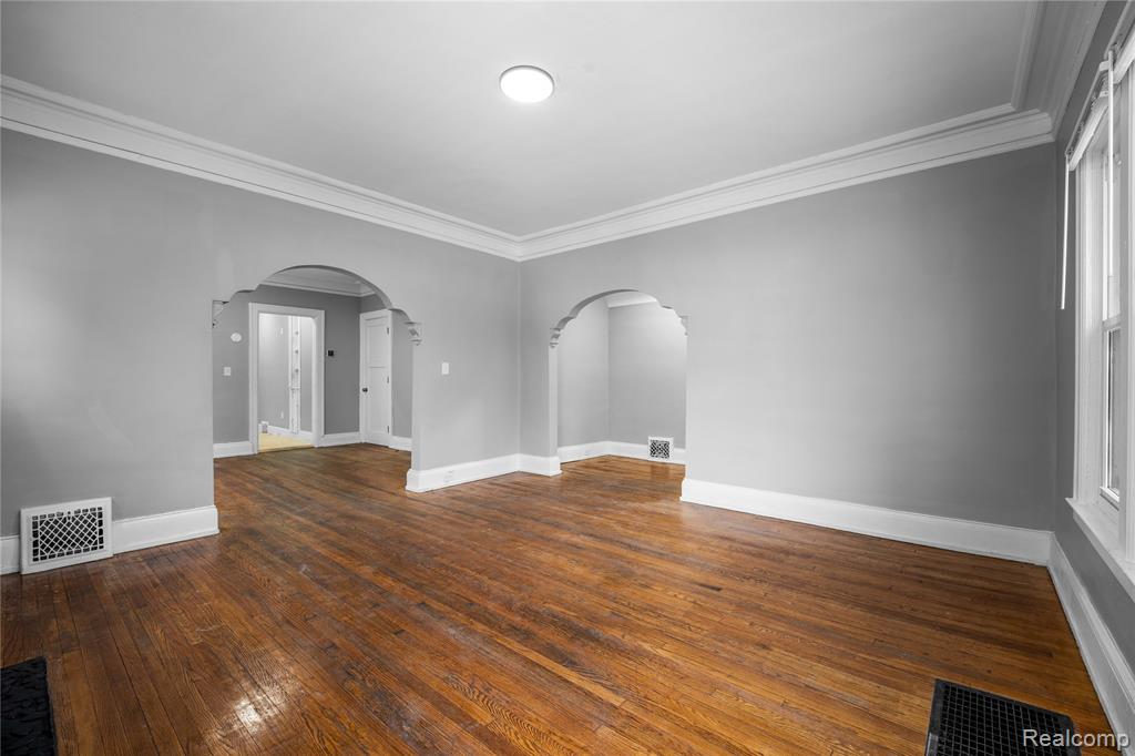 681 Clairmount Street Property Photo 6