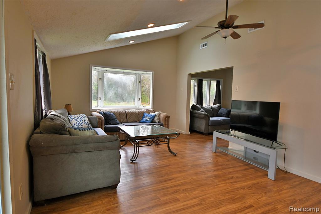 10865 Johnston Boulevard Property Photo 8
