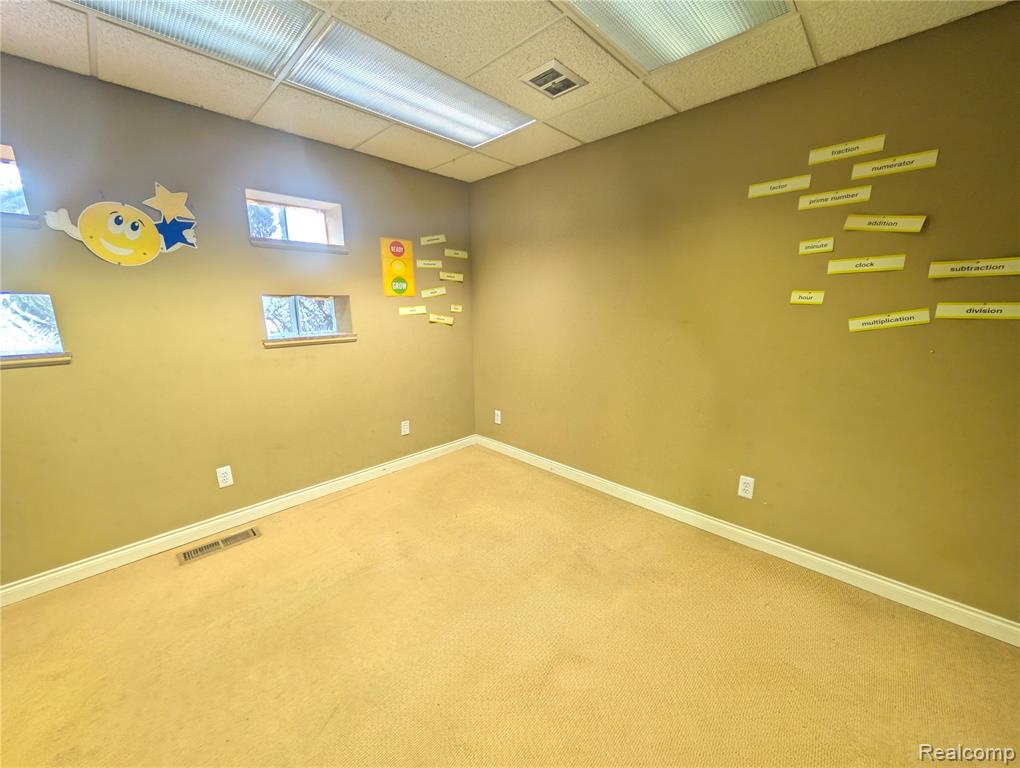 16012 Moross Road Property Photo 22