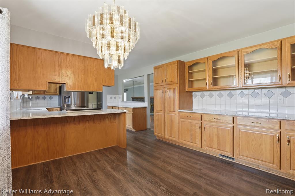 28800 Sibley Road Property Photo 14