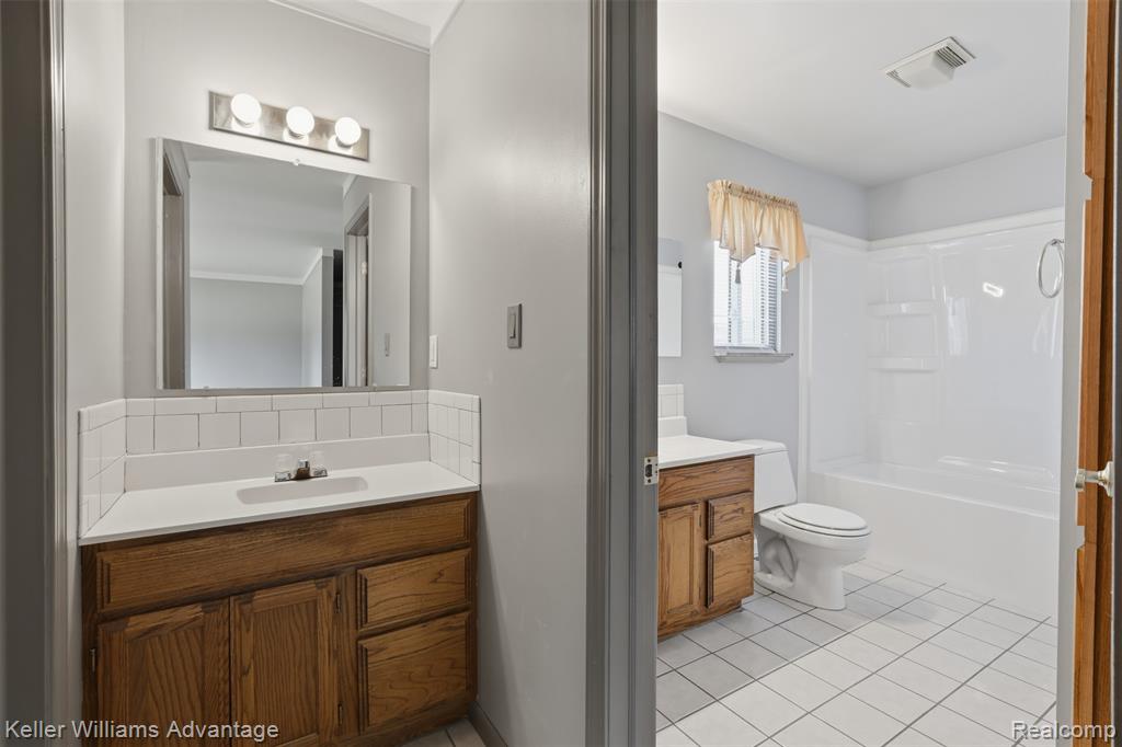 28800 Sibley Road Property Photo 19