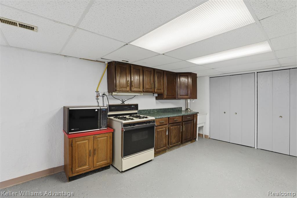28800 Sibley Road Property Photo 35