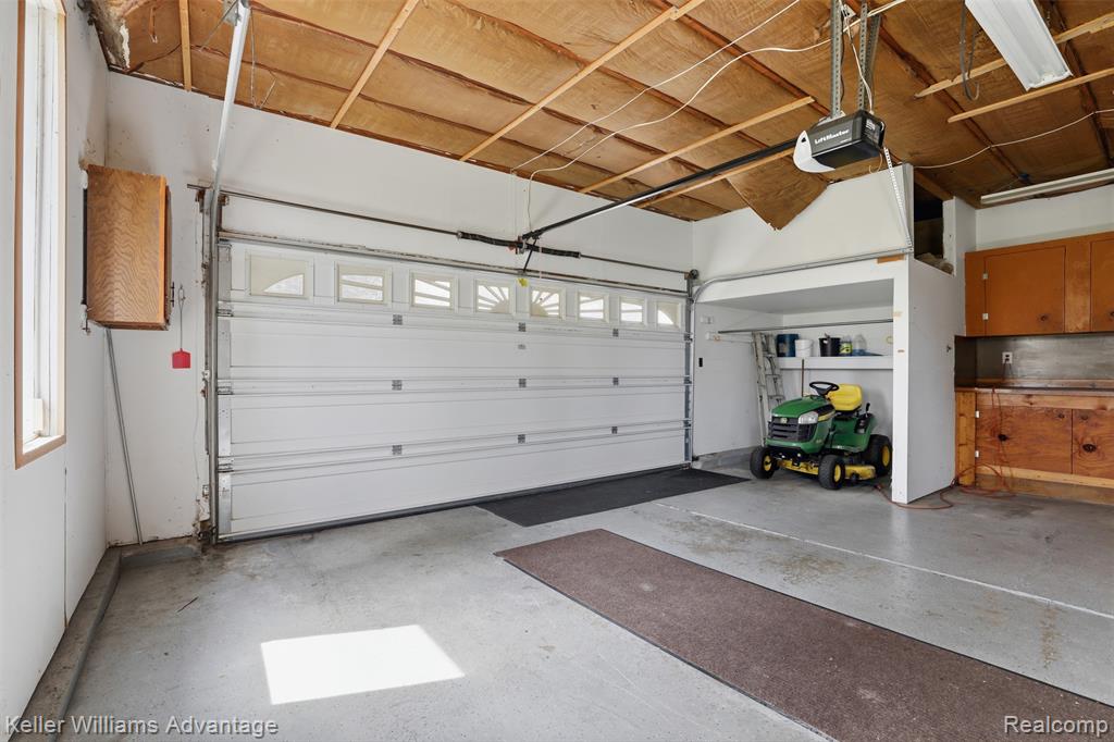 28800 Sibley Road Property Photo 39