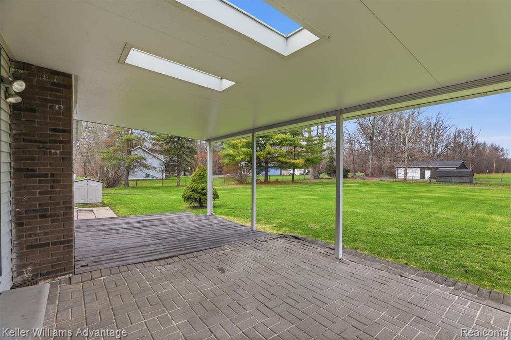 28800 Sibley Road Property Photo 44