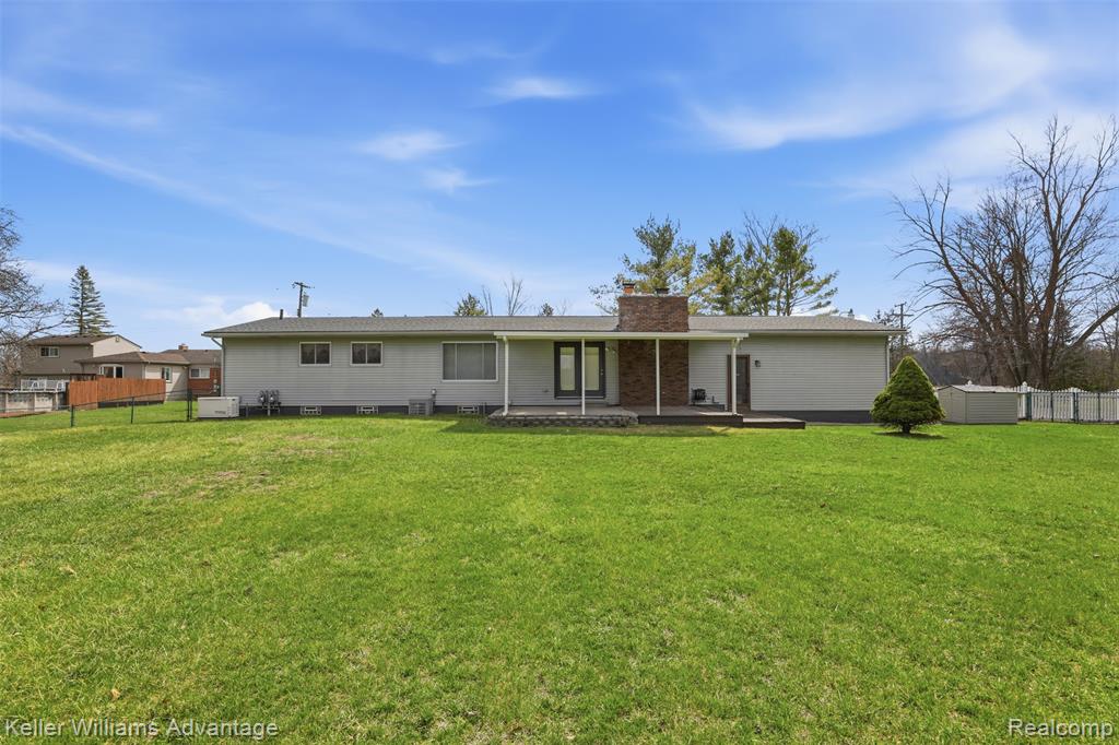 28800 Sibley Road Property Photo 48
