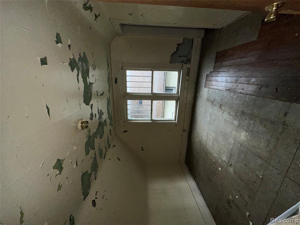 1007 Decker Street Property Photo 10