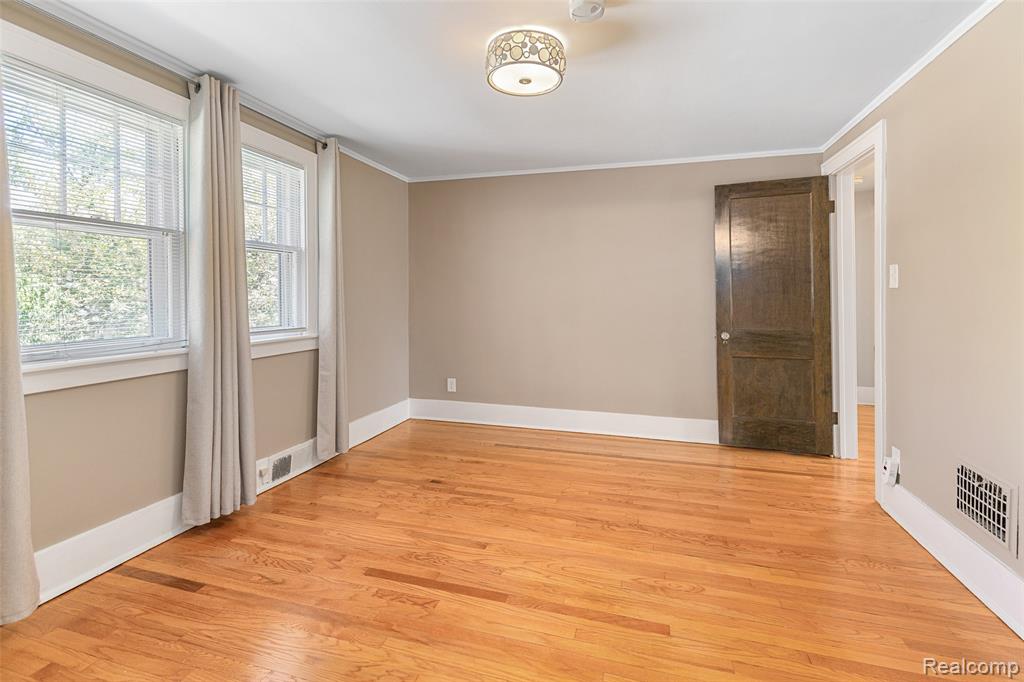 192 E Lincoln Street Property Photo 23