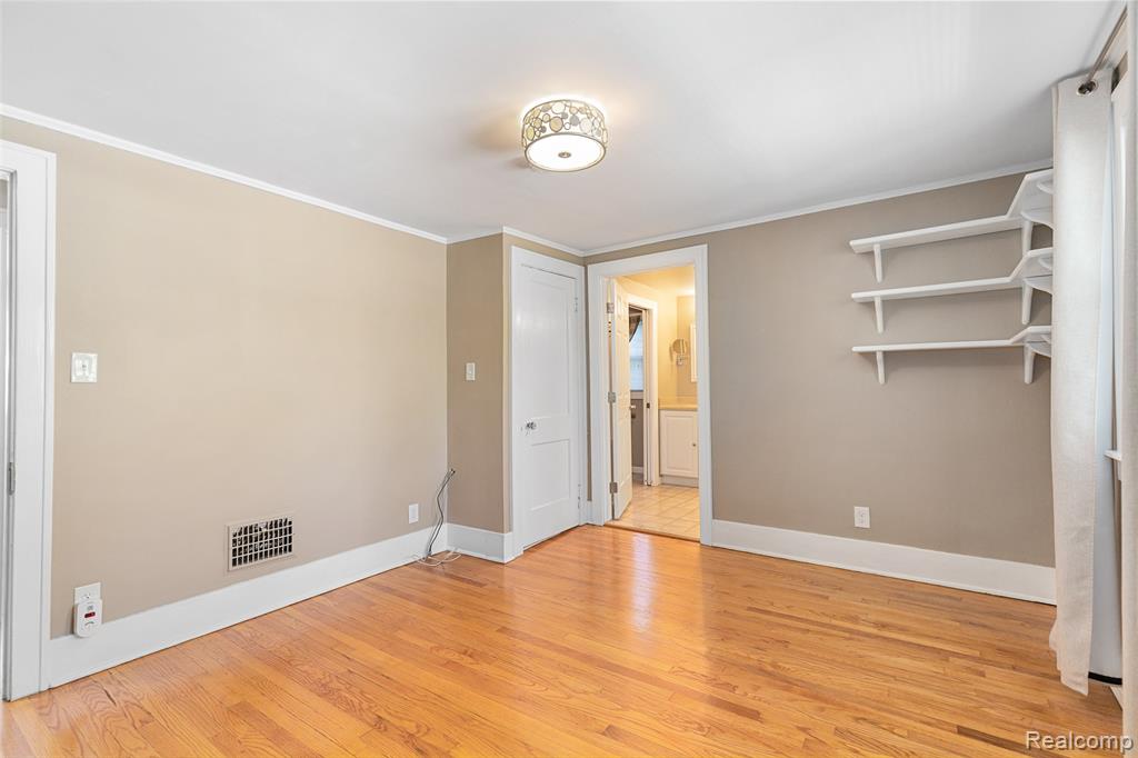 192 E Lincoln Street Property Photo 24