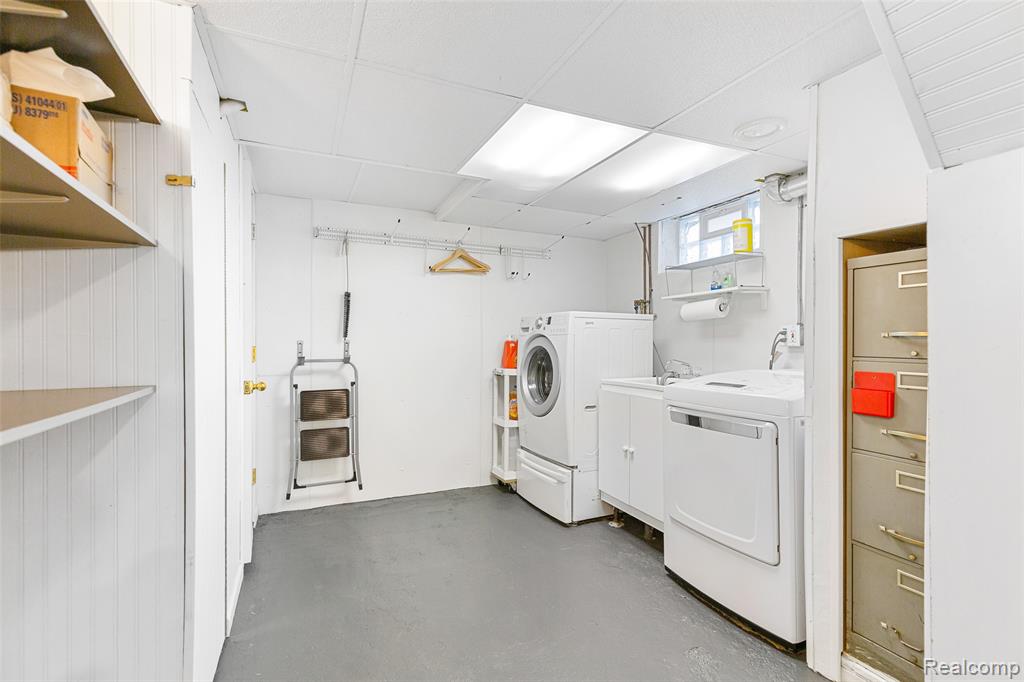 192 E Lincoln Street Property Photo 36