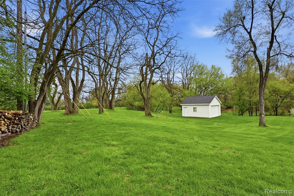1700 Washington Road Property Photo 7