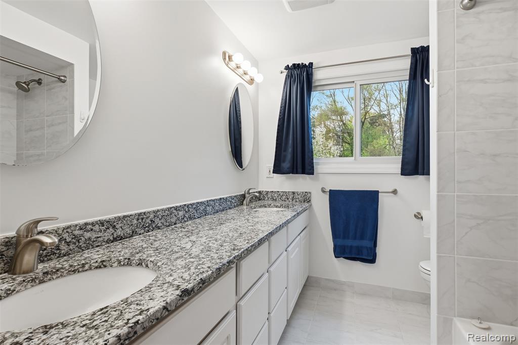 1700 Washington Road Property Photo 28
