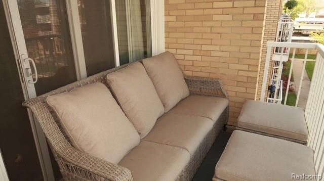 4917 Crooks Road Property Photo 19