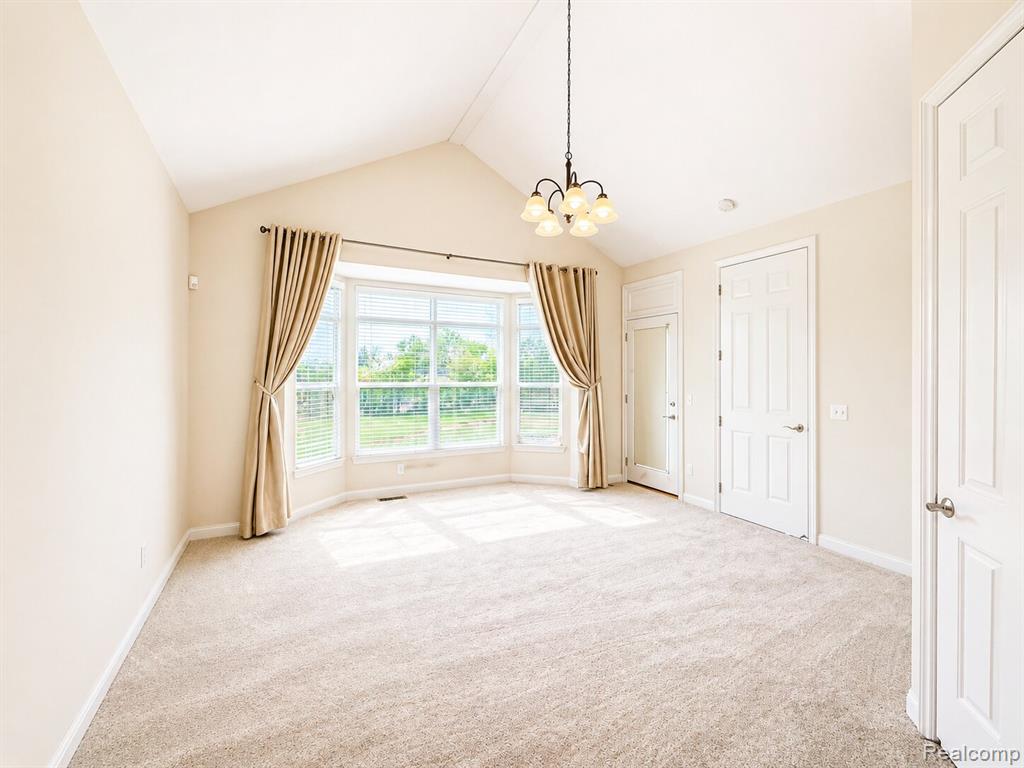 4392 Navin Field Lane Property Photo 12