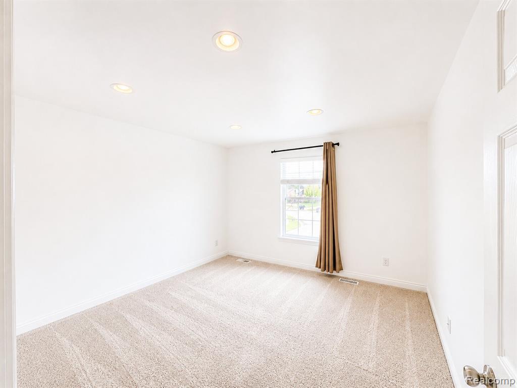 4392 Navin Field Lane Property Photo 19