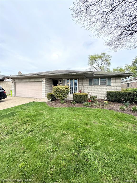 31090 Mc Namee Property Photo 2