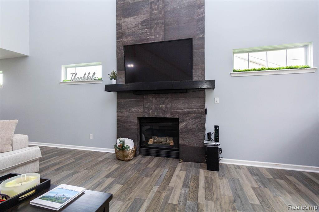 6075 Davison Road Property Photo 6