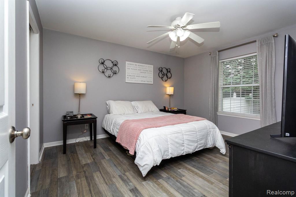 6075 Davison Road Property Photo 10