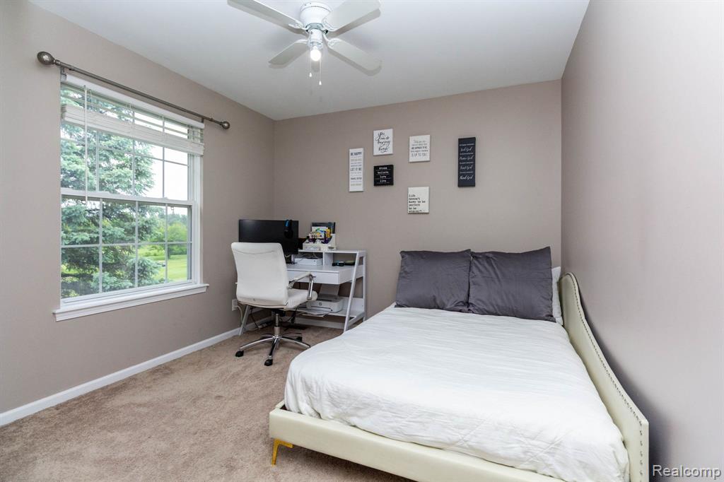 6075 Davison Road Property Photo 18