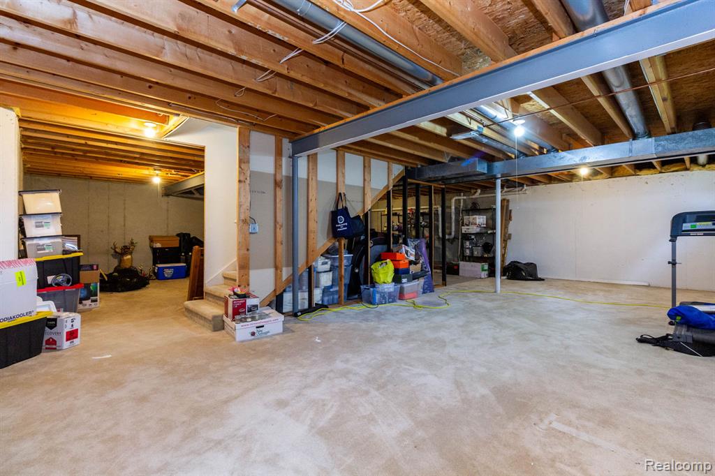 6075 Davison Road Property Photo 20