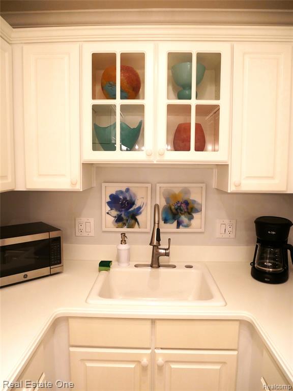 444 S Chester Street Property Photo 22