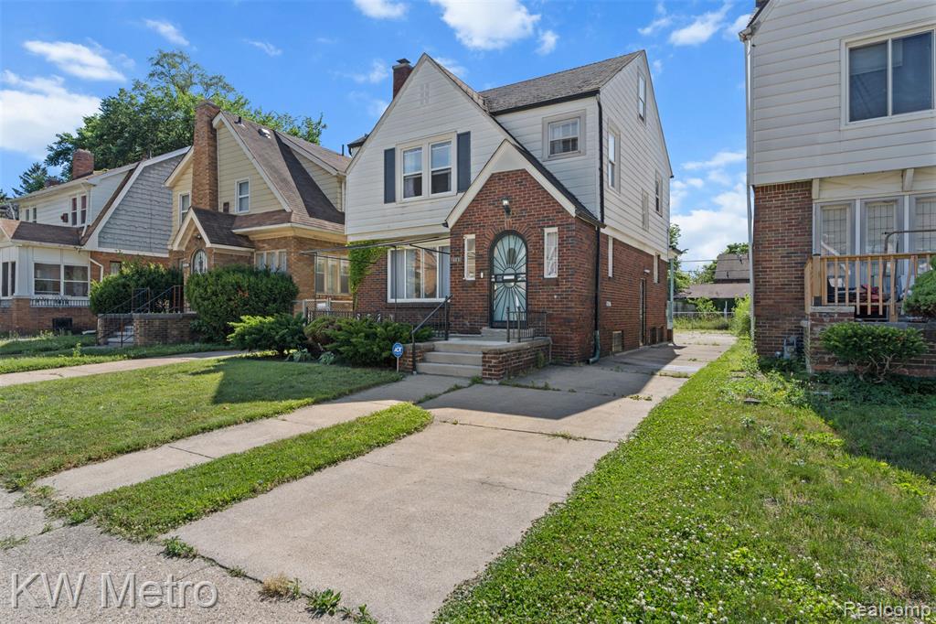 16831 Lawton Street Property Photo 2