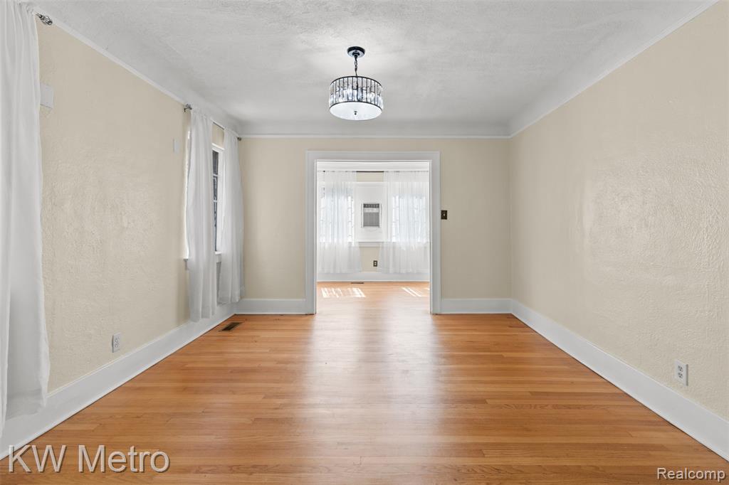 16831 Lawton Street Property Photo 7