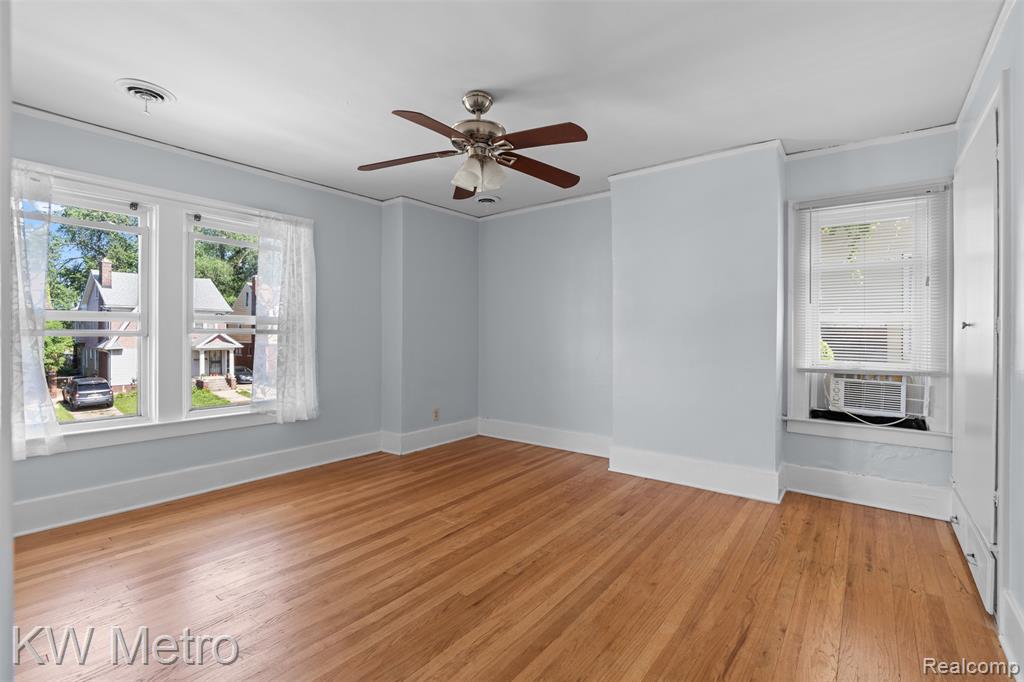 16831 Lawton Street Property Photo 14