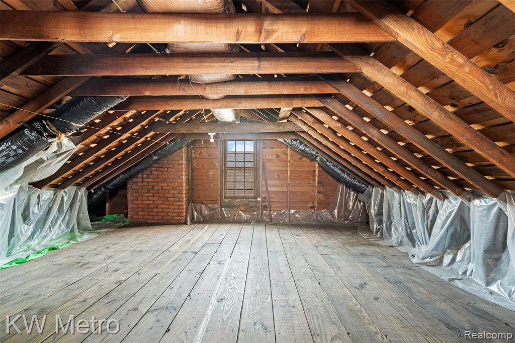 16831 Lawton Street Property Photo 19