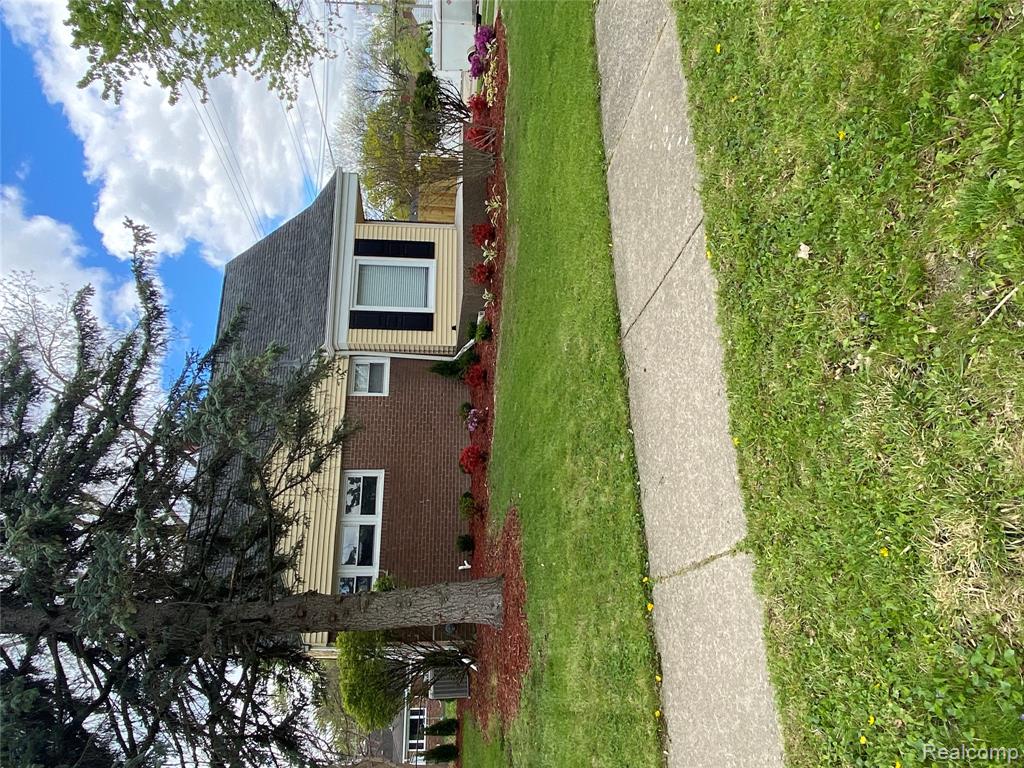 20202 Lancaster Street Property Photo 1