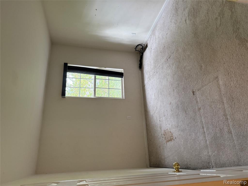 17469 Gateway Circle Property Photo 15