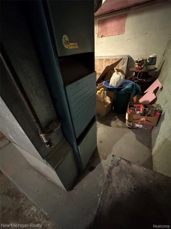 305 E Rolfe Property Photo 18