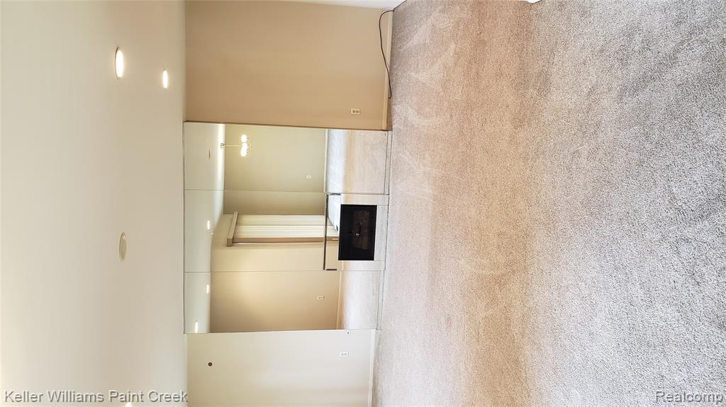 5872 Vassar Property Photo 11