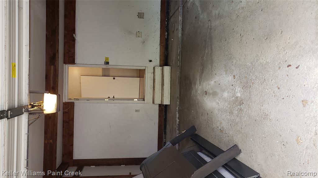 5872 Vassar Property Photo 33